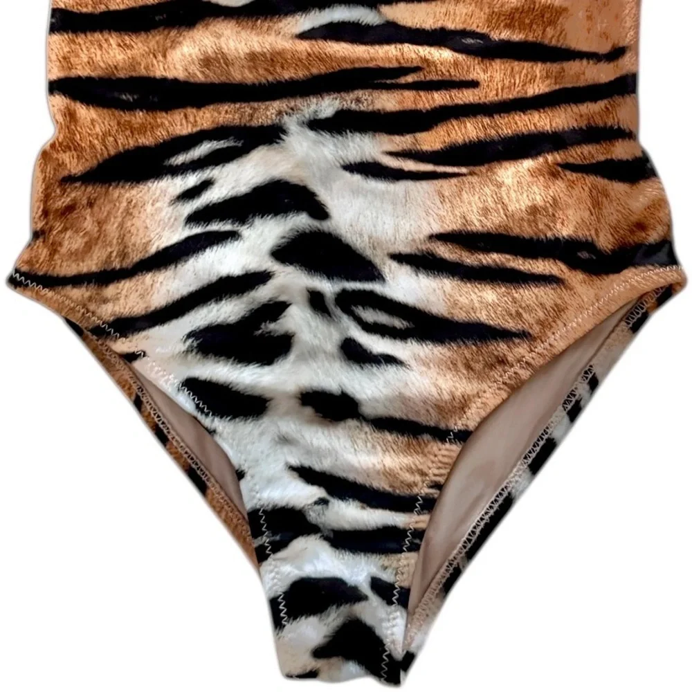 Molo Neve Tiger Stripes